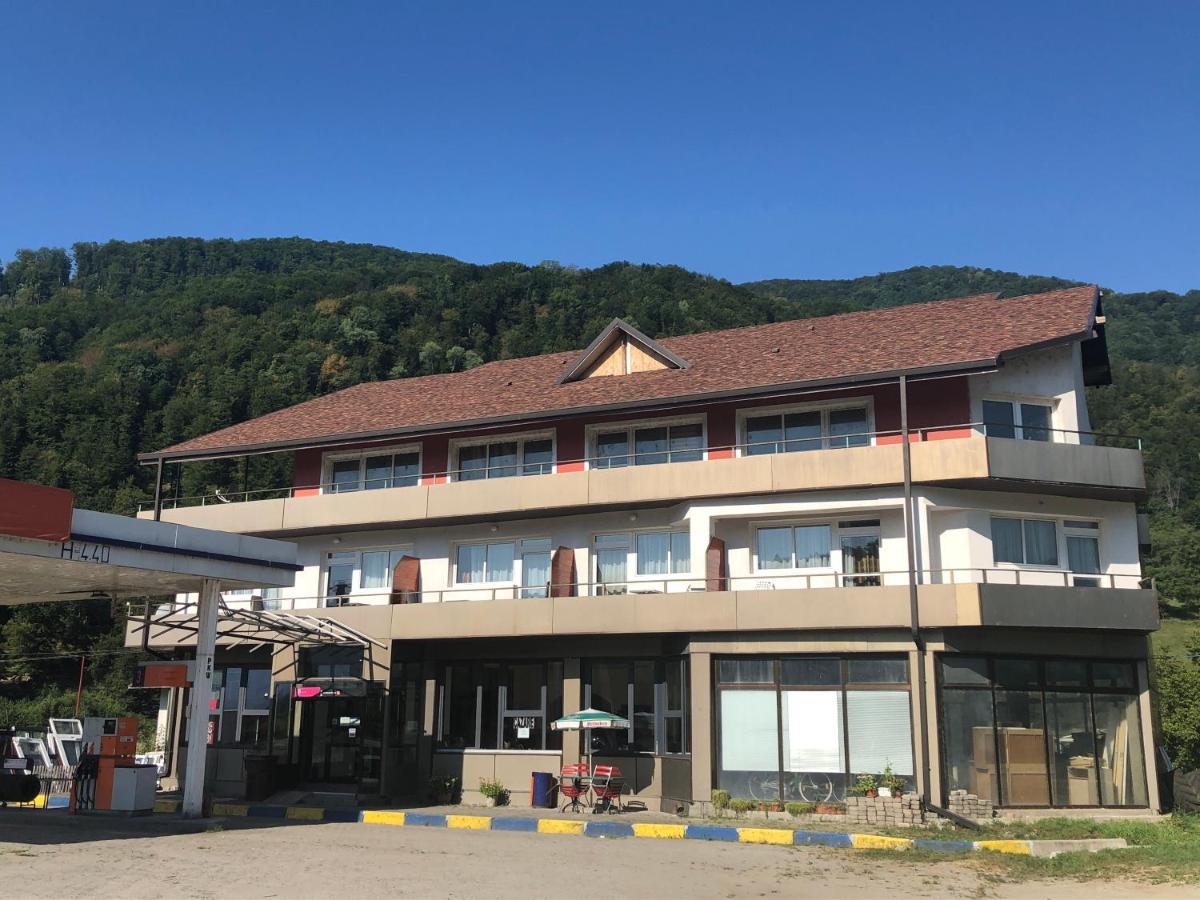 Hotel Time-Out - Valea Oltului Balota  Exterior foto